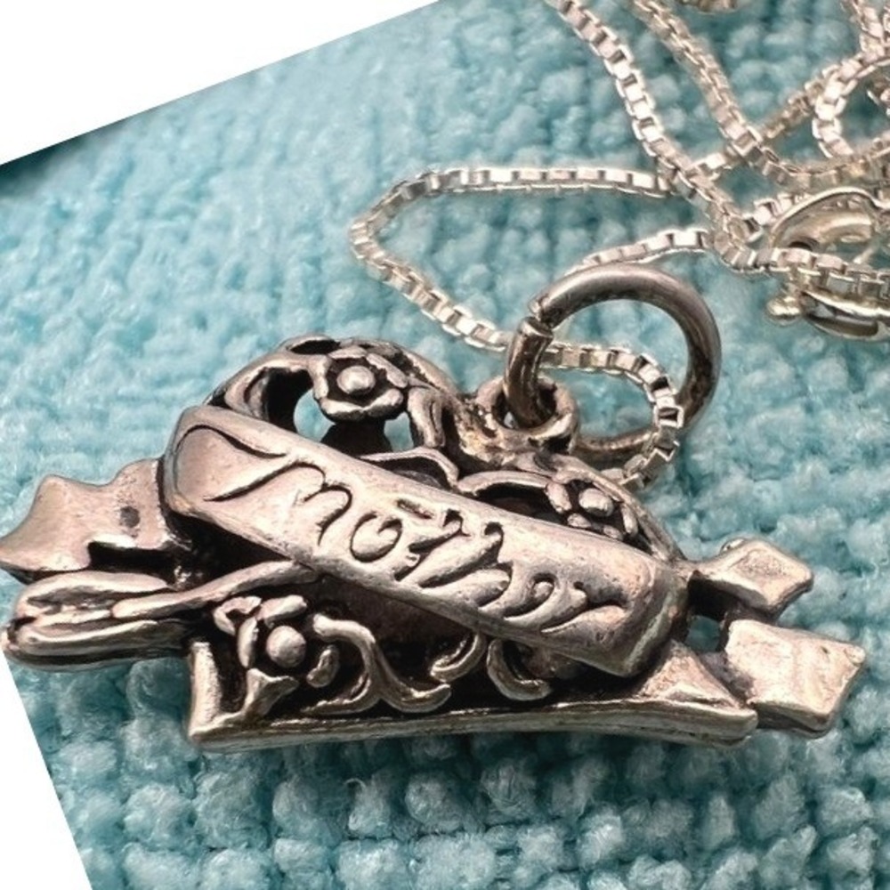 Sterling Silver Mother Necklace Charm Floral Ribbon Box Chain 18